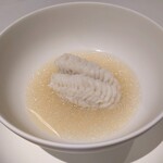 カセント - 鱧(淡路島の鱧、焼き茄子、生ハム出汁の米スープ)