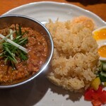 カレーのぼんチョビ  - 