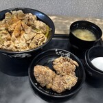 伝説のすた丼屋 - 料理写真: