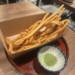 Mr.Gentleman Neo Japan Dining - 抹茶塩とあおさのロングフライドポテト¥704