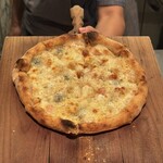 ザ ピッツァバー ON 38TH - 