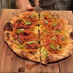 ザ ピッツァバー ON 38TH - 