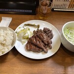 杉作 - 牛たん定食3枚