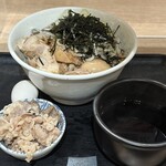 俺のそば - ■俺の鶏そば＋牛肉追加¥1,250