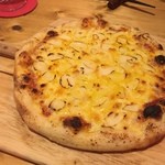 ガーリック ハウス - ガーリックピザ