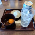 山田うどん - 料理写真:缶チューハイ、生玉子、大根おろし