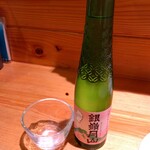 河辰 - 銀嶺月山 180ml 880円(税込)自家製しめさば 935円(税込)(2025年11月20日撮影)