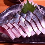 河辰 - 自家製しめさば 935円(税込)(2025年11月20日撮影)