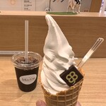 よつ葉ホワイトコージ KITTE大阪店 - 