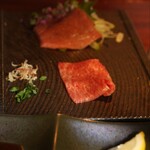 よろにく - 牛刺し 2種