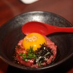 よろにく - ユッケ