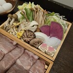 和牛すき焼きしゃぶしゃぶSakura - 