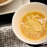 銀座 上瀧 - 2025.11.  上海蟹の出汁を味わう究極にシンプルな澄んだ清湯麺~大園蟹清湯麺~