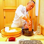 鮨 赫 sushi aka Tokyo - シャリには赤酢