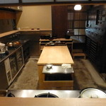 御料理 光安 - 厨房の様子