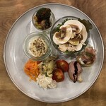 鉄鍋ビストロ＆ワイン デリカージュ 赤坂 - 