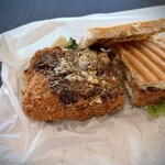 うみぱん - 千葉県産サバカツ・バンズ、めくりっ！