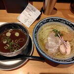 博多非豚骨 なお人 博多デイトス - 