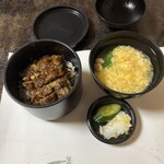 魚定 - ひつまぶし
      今回は玉子スープでした