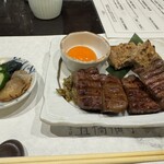 たんや善治郎 別館 - 牛タンと牛タンつくね