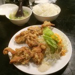 とんとん飯店 - からあげ定食