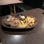 肉バルミッショングリル 新宿西口駅前店 - 