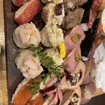 秋葉原 肉寿司 - 左下が1から