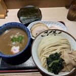 らー麺土俵 鶴嶺峰 - 