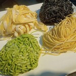 トラットリア ボーノボーノ - 自家製パスタ麺