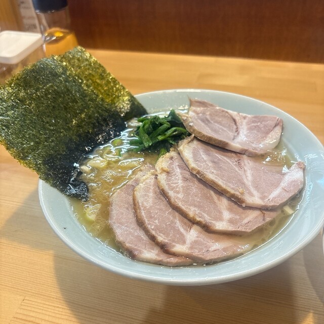 家系らーめん 鷲 - 米沢（ラーメン）の写真
