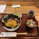 丸子亭 - まぜこぜとろろ丼