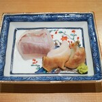 東麻布 天本 - 厚岸の粒がい、青森のひらめ