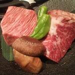 神泉ホルモン 三百屋 - 