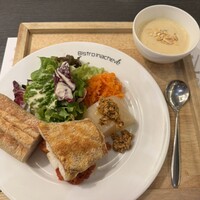 ビストロ・イナシュヴェ - 限定20食のワンプレートランチ