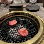 焼肉とみ - お肉の整列♡