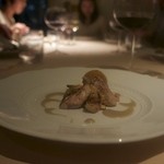 フォリオリーナ・デッラ・ポルタ・フォルトゥーナ - ペルドローグリ　胸肉　もも肉　内臓　リコッタチーズ　アーティチョーク　スプリ　ロンバルディア（ヴィアローネ・ナノ）小粒の米を7年熟成、山ウズラの砂肝、心臓、レバー　ロディオラドーロ　黒オリーブのソース