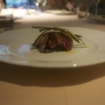 フォリオリーナ・デッラ・ポルタ・フォルトゥーナ - 野生のアナトロッコ（小鴨）　胸肉 もも肉 内臓（砂肝、心臓、レバー）トロぺア（赤い玉葱）野生のローズマリー チポロッタ