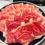 ひとりしゃぶしゃぶ 七代目 松五郎 新宿東宝ビル店 - 牛カルビ50g 豚バラ肉150g