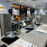 ひとりしゃぶしゃぶ 七代目 松五郎 - 清潔な店内〜⋆｡˚✩