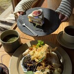 TOGO BOOKS nomadik - 