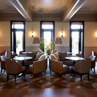 CROSSFIELD with TERRACE LOUNGE_1