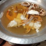 焼鳥大吉 - カニ＆エビを投入