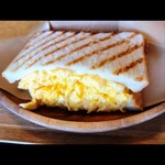 オハナバタケ - もりもりのアツアツふわふわのスクランブルエッグ♡