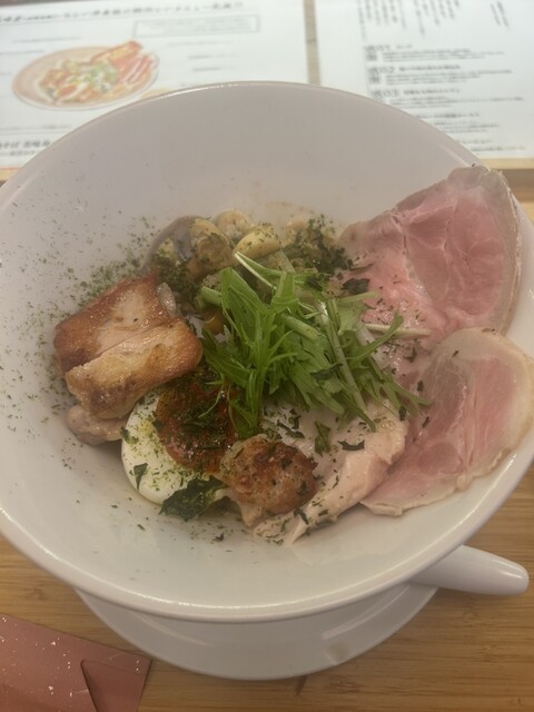 麺Lab 美味身（umami）