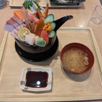 まごころ食堂 - まごころ海鮮丼（特松）