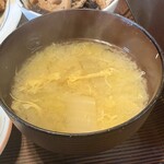 定食 くぅべ - 味噌汁