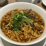 鼎泰豐  - サンラータン麺