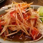 タイの食卓 オールドタイランド - 青パパイヤのサラダ