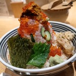 日本橋海鮮丼 つじ半 - モリモリは相変わらず健在！