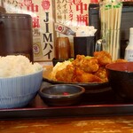 Hakata Buaiso Hanare Hiroshima Enkobashi - Set Meal of 10 Pieces of Young Chicken Kara-age (Tax Included) JPY 1,000 – Front View (Nov. 27, 2025)